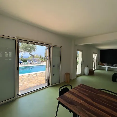 Casa Thalassa Near Villa